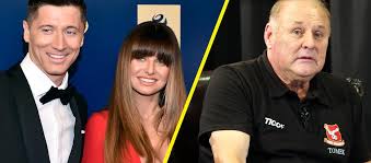 Aus wikipedia, der freien enzyklopädie. Jan Tomaszewski O Przyjezdzie Wags Na Kadre Czy Lewandowski Nagle Pojdzie Pic Alkohol Z Zona Futbologia Super Express