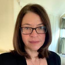 Gina Randall's Instagram, Twitter & Facebook