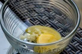 On Ajoute Les Jaunes D Oeufs Aioli Recette Tapas Espagnol Recettes De Cuisine