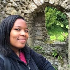 Janelle Bennett's Instagram, Twitter & Facebook