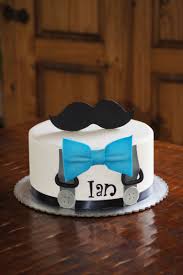 Suspenders And Blue Bow Tie Baby Shower Cake With Mustache Topper Tortas Y Pasteles De Buho Pastel De Cumpleanos Hombre Tortas De Cumpleanos Hombre