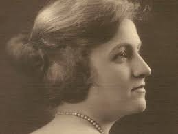 Bakke: Unusual hobby returns 'Fairest Pearl' photo to central Illinois