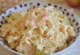 Salade Coleslaw Allegee Au Yaourt Ww Plat Et Recette Salade Coleslaw Recette Salade De Chou Salade De Chou