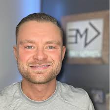 Eric Dillman's Instagram, Twitter & Facebook