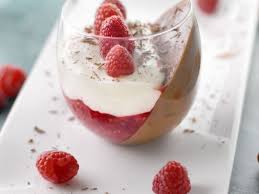 Verrine Mousse Aux 2 Chocolats Et Framboises Recette De Verrine Mousse Aux 2 Chocolats Et Framboises Mousse Au Chocolat Recette Verrine Mousse Chocolat Blanc