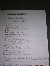 Personifikasi, adalah sebuah majas yang digunakan untuk membandingkan benda mati yang memiliki sifat seperti manusia. Penggunaan Majas Personifikasi Pada Puisi Tersebut Terdapat Pada Contoh Majas