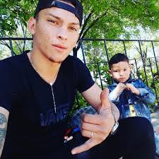 Ignacio Delvalle's Instagram, Twitter & Facebook