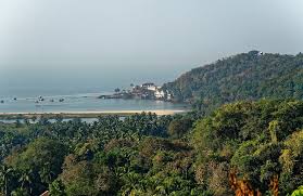 Sea Breeze And Spice Trails: A Journey ...