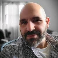 500+ perfiles de «Stracuzzi»