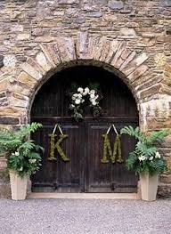 Diy Moss Initials For About 3 Each Weddingbee Do It Yourself Wedding Ceremony Decorations Diy Diy Wedding Decorations Church Wedding Decorations