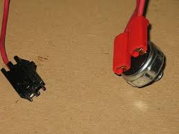 Fuse holder connects to the lighted manual switchs bottom. Torque Converter Lock Up Control 700r4