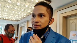 Logo partai ummat berupa perisai tauhid hitam keemasan. Mumtaz Rais Soal Partai Ummat Kalau Cuma Bikin Logo Partai Anak Saya Bisa Kumparan Com