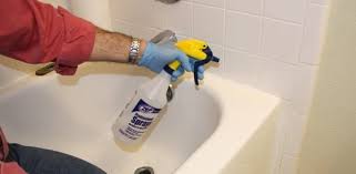 tip for smoothing silicone caulk