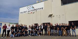 Jul 01, 2021 · automotive sunroofs market to witness huge growth by 2026 | aisin seiki, inalfa roof systems group b.v, inteva products, webasto se, valmet automotive global automotive sunroofs market report has studied key opportunities in the market and influencing factor which is useful to the business. Valmet Automotive S Ceo Olaf Bongwald Valmet Automotive Facebook