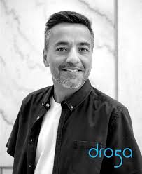 Pepe Funegra, nuestro compatriota, es el nuevo Director Creativo en Droga5.  “Esta semana empiezo a trabajar como Director Creativo en Droga5 New York.  La oportunidad de ser parte del equipo de Droga5