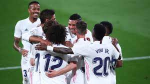 Moments forts, commentaires, météo, statistiques, photos, compos officielles. Dn93g1u 32b8vm