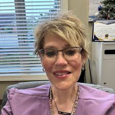 Vicki Lynn (@itsgagavicki) • Instagram photos and videos