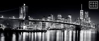 A Black And White Panoramic Skyline Of The Brooklyn Bridge And Lower Manhattan At Night New York Brooklyn Bridge Pictures Night Landscape Photography Skyline