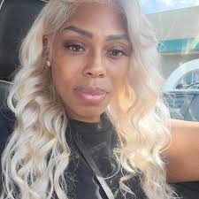 Lash extension recommendations for May wedding