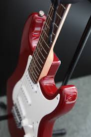 Beginning with the '57 and '62 stratocaster, and '52 telecaster models, fender japan's sole purpose was to sweep away copies sold in japan and other markets. 1997 Fender Squier Strat Full Size Body Neck 22 Frets Mint Collectible