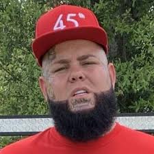 Tom Eaves (@teaves87)