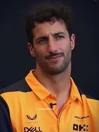 Daniel Ricciardo Saying He Loves Heidi