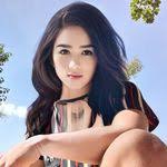 Leah Trover's Instagram, Twitter & Facebook