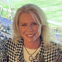 Danielle Frye's Instagram, Twitter & Facebook