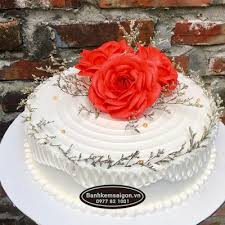 Nổi tiếng trong giới làm bánh kem nhờ khả năng mô tả các sự vật xung quanh y như thật qua tác phẩm của mình, năm nay (tno) các fan của bánh pizza có thể thay thế bánh kem sinh nhật hay bánh cưới bằng loại bánh pizza nhiều. Banh Kem Táº·ng Máº¹ Yeu Tp Hcm