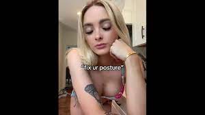 Blonde TikTok Slut Kelli Carter Throwing Ass - Pornhub.com