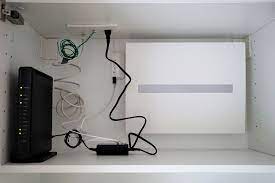 分電盤 情報分電盤 弱電板 の設置位置は戸棚の中 建築家と建てる 鎌倉で建てる 分電盤 電気計画 インテリア 収納