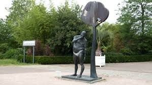 Neben einem riesigen freigelände in klein flottbek gibt es am ursprünglichen standort des botanischen gartens, in planten un blomen 89, noch einige öffentlich zugängliche gewächshäuser, in denen man u.a. Der Botanische Garten In Hamburg Klein Flottbek Ndr De Ratgeber Reise