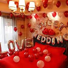 افكار لتزيين غرفة النوم في عيد الزواج