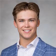 I am honored to announce that I have accepted a Golf Intern position this  summer at Wianno Club, in Osterville, Massachusetts. Thank you to Collin  Hubbell for this opportunity. I am looking