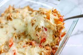This Easy Low Carb Keto Chicken Fajita Casserole With Cream Cheese Feat In 2020 Chicken Fajita Casserole Rotisserie Chicken Recipes Leftover Rotisserie Chicken Recipes