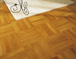 Vous garantir le bon achat, on y travaille tous les jours. Parquet Massif En Chene Brut Leroy Merlin Avec Format Mosaique Photo 3 20 Joli Resultat Pour Votre Salon Avec Ce Parquet