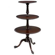 1stdibs Com Early 19th Century Regency Antique Mahogany 3 Tier Dumb Waiter Mahogany Luxury Table Antiques
