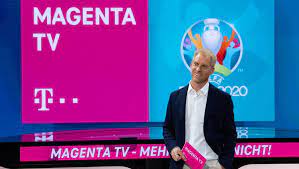Dieses enthält ausschließlich fehlerbehebungen (in für die magentatv stb gab es 2 kleinere ui updates. Football Fans Miss Wales Against Switzerland Magentatv With Problems At Em Premiere The Limited Times