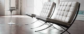One of the most iconic chairs built in the last century, the barcelona chair by knoll offers a sophisticated lounge design for your living or office space with only the most exquisite materials and craftsmanship. Knoll Barcelona Chair Table Ambientedirect