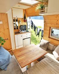 Voyages Vie En Van On Instagram Programme Des Prochaines Semaines Savourer Encore Plus Chaque En 2020 Vie En Van Amenagement Camionette Interieur Maison Design