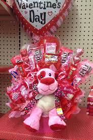 Learn How To Make Candy Bouquets Candy Bouquet Designs Books Start Candy Bouquet And Gift Basket Business Or Do It For A Hobby Valentines Candy Bouquet Candy Bouquet Diy Valentine