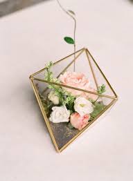 50 Glam Geometric Terrarium Wedding Ideas Terrarium Wedding Terrarium Centerpiece Terrarium Wedding Centerpiece