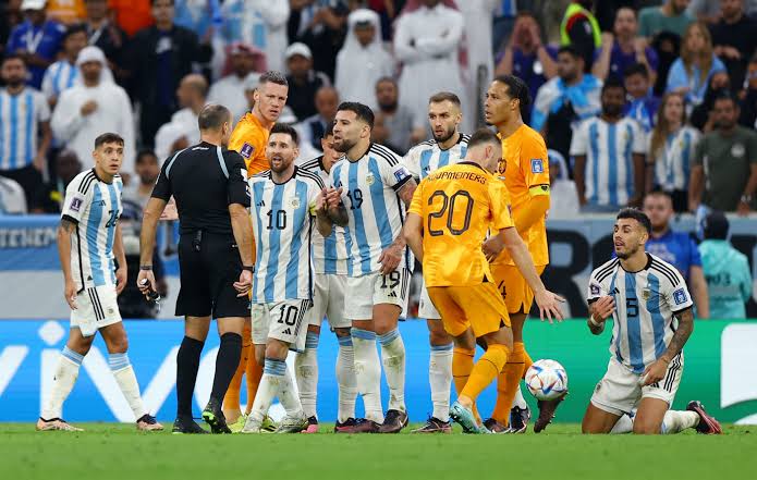 Los motivos de la FIFA para desplazar del Mundial Qatar 2022 al árbitro de  Agentina - Países Bajos | TN