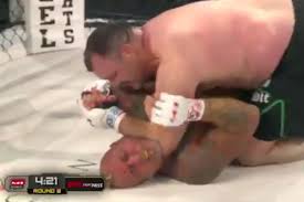 Travis fulton official sherdog mixed martial arts stats, photos, videos, breaking news, and more for the light heavyweight fighter from united states. Missed Fists Travis Fulton Picks Up Win No 257 More Mma Fighting
