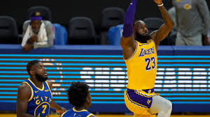 Following the lakers' nba finals win over the miami heat on sunday, the warriors congratulated the new champs on twitter. Lebron Short Handed Lakers Beat Up On Warriors 128 97 Abc News
