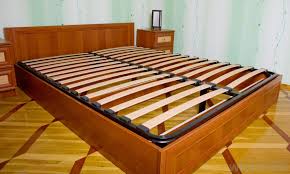 Here is an affordable box spring made of solid spruce. How Do I Choose The Best Hardwood Bed Frame With Picture
