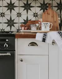 how to paint kitchen cupboards rock
