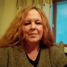 Le mot japonais sakiori est la réunion de 2 mots : saki qui veut dire «  déchirer » et ori qui veut dire « tisser ». Le principe consiste à déchirer  et