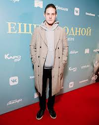 Биография и фильмы софьи синицыной. Aglaya Tarasova Pavel Tabakov I Drugie Na Premere Filma Eshe Po Odnoj Hello Russia