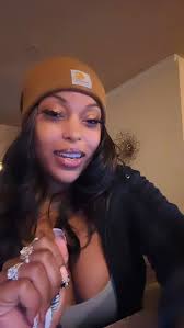 #polygamist #polyamorous I just don’t see the point in monogamy